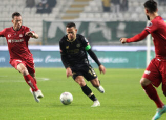 ⚽Konya’da dört gollü maçın kazananı yok!