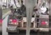 Bu neyin kafası? Beton mikseri şeridini kapatıp ambulansa yol vermedi; yetmedi çimento döktü!