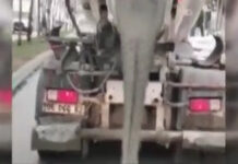 Bu neyin kafası? Beton mikseri şeridini kapatıp ambulansa yol vermedi; yetmedi çimento döktü!