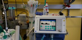 Şaka değil, gerçek; Ses yapıyor diye oksijen desteğini kapattı, oda arkadaşının ölümüne sebep oldu!