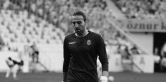 Malatya’da enkaz altında kalan Yeni Malatyaspor kalecisi Ahmet Eyüp Türkaslan’dan acı haber geldi.