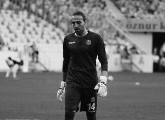 Malatya’da enkaz altında kalan Yeni Malatyaspor kalecisi Ahmet Eyüp Türkaslan’dan acı haber geldi.