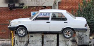 İstenmeyen park otomobilin çöpe atılmasıyla sonuçlandı!