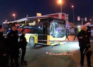 Bahçelievler’de İETT otobüsü durağa daldı: Ölü ve yaralılar var