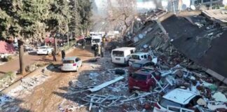 Yunan gazetesinden depreme gönderme: ‘Hepimiz Türküz’