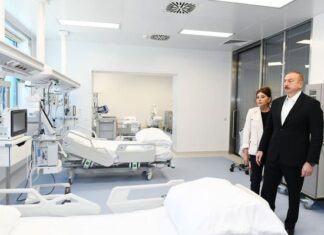 Azerbaycan’daki hastanelerde Türkiye’deki depremzedeler için 2 bin yatak ayrıldığı açıklandı.