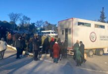 Türk Eczacıları Birliği’nce (TEB), 5 kentte “tır eczane ve konteyner eczaneler” kuruldu.