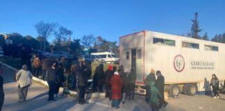 Türk Eczacıları Birliği’nce (TEB), 5 kentte “tır eczane ve konteyner eczaneler” kuruldu.