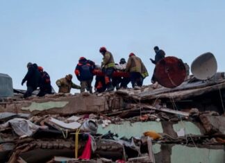 Avusturya ordusu deprem arama-kurtarma çalışmalarını durdurdu
