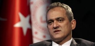 Milli Eğitim Bakanı Özer ; “1 Mart’ta eğitim-öğretim başlayacak demiyoruz. 1 Mart’a kadar ara verildiğini söylüyoruz.”