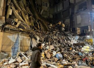 Deprem bölgesinde 56 bin 80 bina yıkık, acil yıkılacak ve ağır hasarlı olarak tespit edildi.