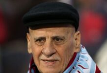 Ahmet Suat Özyazıcı hayatını kaybetti