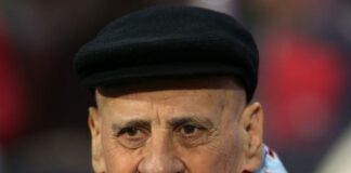 Ahmet Suat Özyazıcı hayatını kaybetti