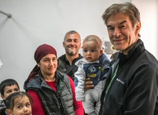 Doktor Mehmet Öz, deprem bölgesinde