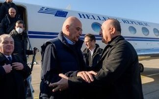 Yunanistan Dışişleri Bakanı Dendias, ‘İyi komşuluk ilişkilerine dönüş için iyimser bir tablo çizildiğini’ söyledi.