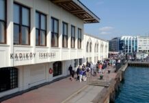 İstanbul’da yarın Kadıköy’den Karaköy ve Eminönü’ne yaklaşık 2 saat süreyle vapur seferi yapılmayacak.