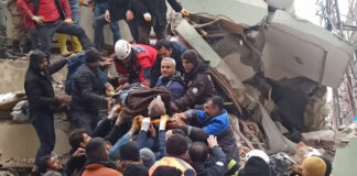 Prof. Dr. Zeki Hasgür, “Tarihe geçecek büyük depremlerden birini yaşadık” ” Bölgedeki hareketlenme ve etkileşim devam edecek.”