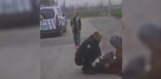 Polisle beraber boşandığı kocasının evine çocuklarını görmeye gitti; öldürüldü!