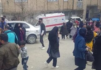 İran’da kız öğrencilerin eğitim gördüğü okullarda zehirleme vakaları artıyor.