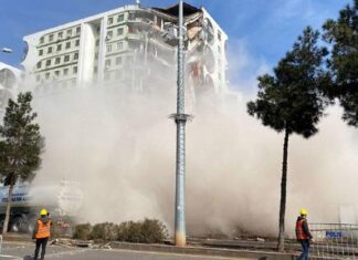 Depremde yıkılan Diyarbakır Galeria’da 89 kişinin hayatını kaybetmesine yol açan 4 vahim hata açıklandı.