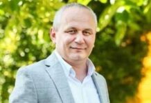 İlahiyatçı Cemil Kılıç: “İhraç edildiğim görevime yakında yeniden başlıyorum. Yargı, MEB’in işlemini hukuka aykırı bulup iptal etti.”