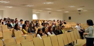 Cumhurbaşkanı Erdoğan “Online sistemle biraz devam edelim’ diyoruz. KYK yurtlarımız çok işimizi görüyor. ” dedi.