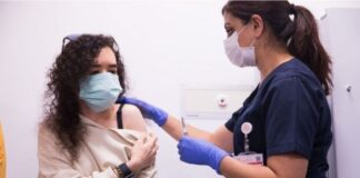 Üzerinde Covid-19 aşısının yan etkisini kanıtlayanlara ömür boyu maaş!