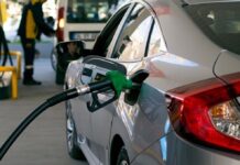 İndirim bekleniyordu arttı ; Benzine 80 kuruş zam!