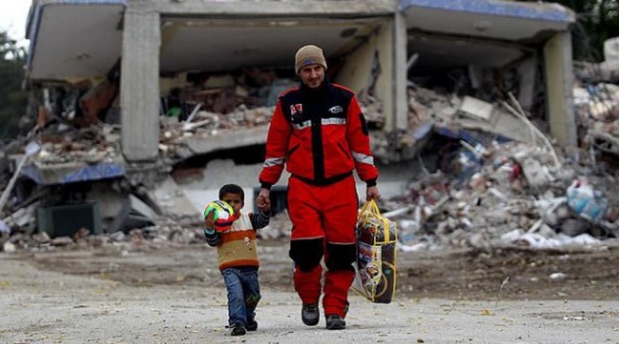 Türkiye’nin depreminden sonra refakatçisi olmayan kaç çocuk var ? Kimliği saptanamayan çocuk var mı? Açıklandı