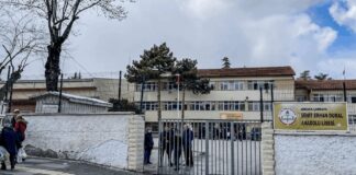 Okuldan uzaklaştırılan öğrenci dehşeti yaşattı: 1 ölü, 5 yaralı