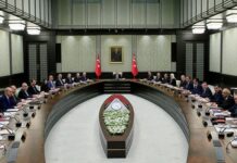 Fuat Oktay ve 17 bakan milletvekili adayı