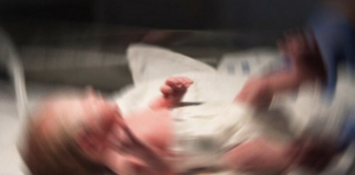 Utanç…16 yaşındaki kız çocuğu karın ağrısıyla hastaneye gitti, doğum yaptı!