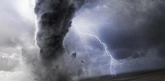 Kasırga, yıktı geçti. Ölü sayısı 1000’i buldu