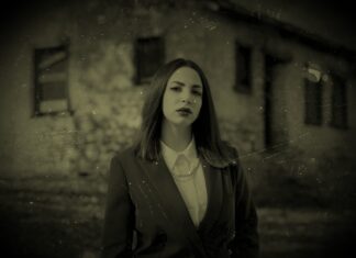SÖYLEŞİ; Ezgi PEKEL… ‘Katiliyim Hislerimin’… ‘Yasak Aşk’…