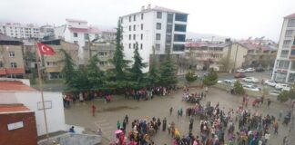 Naci Görür, 4.5’lik Bingöl depreminden sonra, “Bu bölge son depremlerden sonra hassas hale gelmişti” dedi.