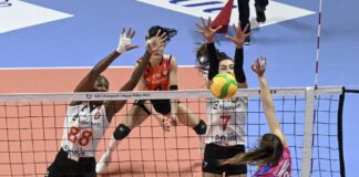 Eczacıbaşı Şampiyonlar Ligi’nde finalde!