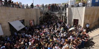 Bilinen sözdür: ‘Susma, sustukça sıra sana gelecek!’ … İsrail güçleri, Kudüs’te ayine katılmak isteyen Hristiyanlara saldırdı