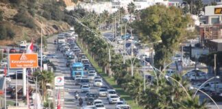 Bu kez yağmur değil Bodrum’u araç ‘bastı’… İlçeye kısa sürede 15 bin araç giriş yaptı