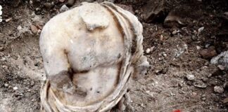 Aziz Polyeuktos Kilisesi kazısında heykel çıktı!