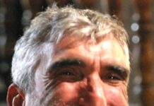 Oyuncu ve yönetmen Cezmi Baskın, Türkiye İşçi Partisi’ne (TİP) katıldı.