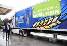 Kadıköy’de ekmeğin mobil üretim ve satışına başlandı.