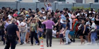 ABD’de silahlı saldırı : 8 ölü 7 yaralı!