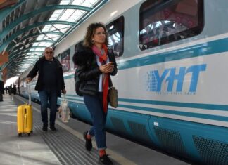 Ankara-Sivas yüksek hızlı tren seferleri bilet fiyatı açıklandı.