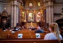 İngiltere: Yüzde 50’si tanrıya inandığını belirtirken yüzde 48’i ise inanmadığını açıkladı