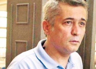 Eski polis müdürü Adil Serdar Saçan hayatını kaybetti.