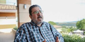 Gazeteci Yazar Engin Ardıç hayatını kaybetti