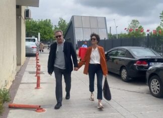Elele geldikleri mahkemeden boşanmış olarak çıktılar!