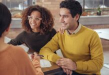 Ortak banka hesapları olan çiftlerin beraberlikleri daha uzun sürüyor!