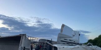 Gaziantep’te tır, minibüs ve otomobil çarpıştı; 3 kişi öldü, 5 kişi yaralandı.