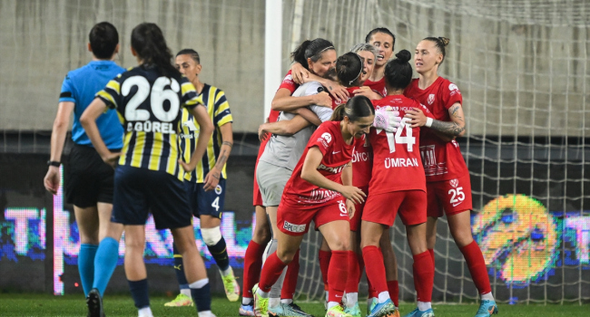 Kadın Futbol Süper Ligi’nde Şampiyon Ankara Büyükşehir Belediyesi FOMGET